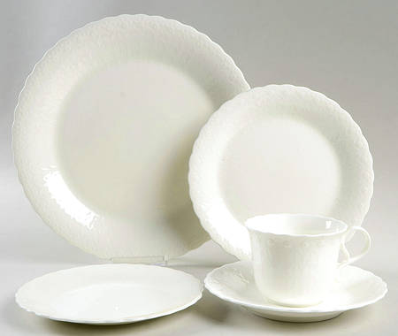White Silk 5 Piece Place Setting