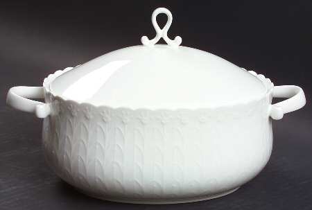 White Silk 2 Quart Oval Covered Casserole by Mikasa