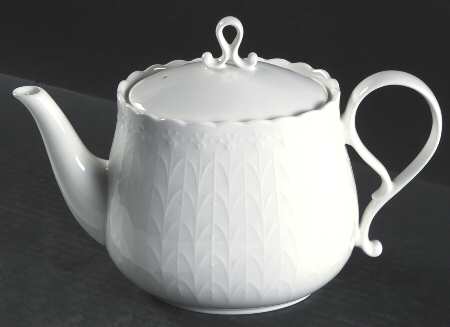White Silk Teapot & Lid