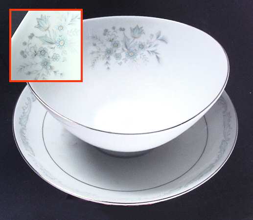 Wilton Gravy Boat with Attached Underplate by Mikasa