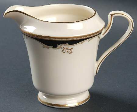 Winston Black Creamer