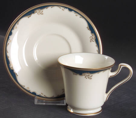 Winston Blue Footed Cup & Saucer Set