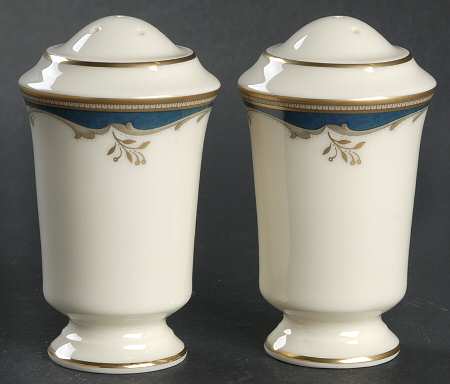 Winston Blue Salt & Pepper Set