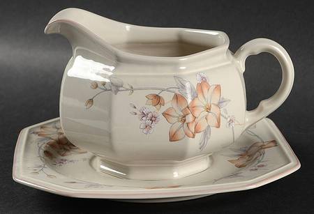 Woodland Gravy Boat & Underplate