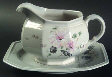 Woodsong Gravy Boat & Underplate