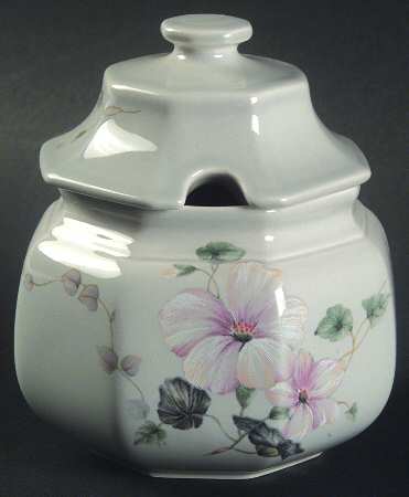 Woodsong Sugar Bowl & Lid