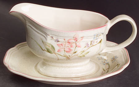 Wood Violets Gravy Boat & Underplate