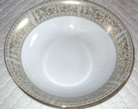 Chatelaine 9" Round Vegetable Bowl