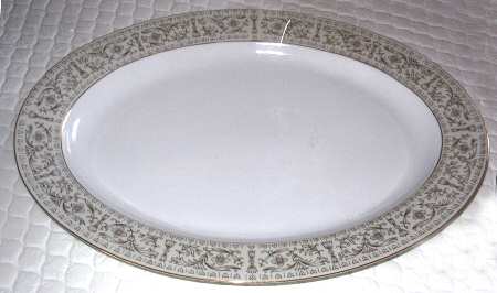Chatelaine 16" Oval Serving Platter