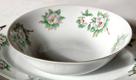 Maybells 9" Round Vegetable Bowl
