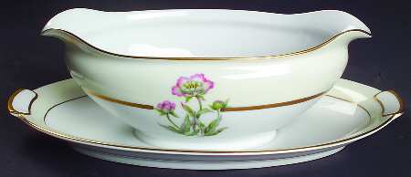 Harmony Gravy Boat with Attached Underplate