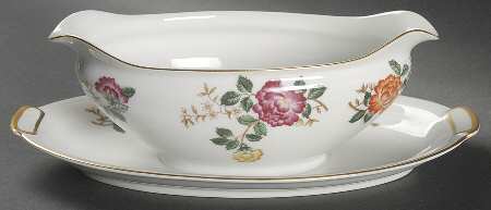 Mandalay Gravy Boat with Attached Underplate