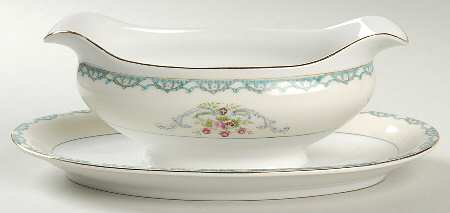 MIO1 Gravy Boat with Attached Underplate