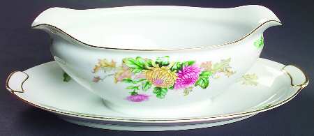 Sandra Gravy Boat with Attached Underplate