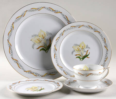 Valdivia 5 Piece Place Setting