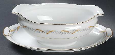 Valdivia Gravy Boat with Attached Underplate
