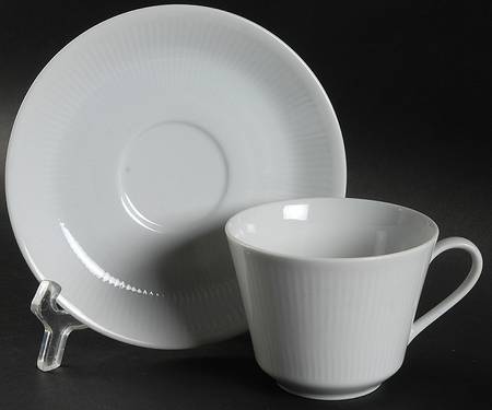 Alpine Flat Cup & Saucer Set