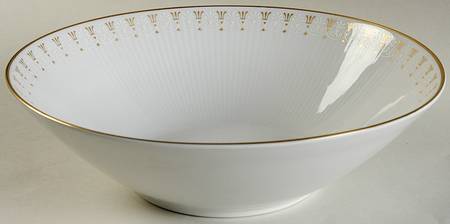 Crown Royale 9" Round Vegetable Bowl