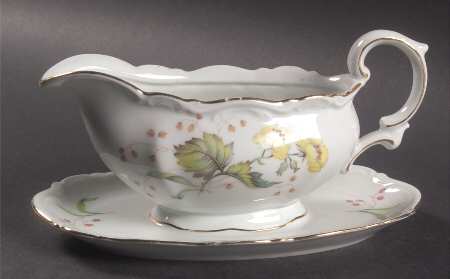 Flandre Gravy Boat with Attached Underplate