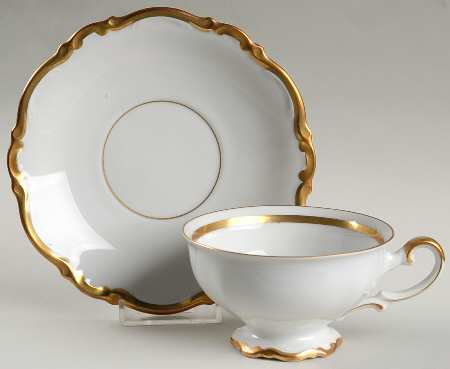 Golden Lark Footed Cup & Saucer Set