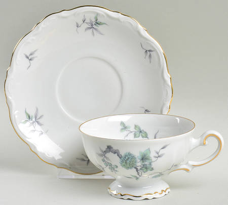 Green Ming (9901, Gold Trim) Footed Cup & Saucer Set