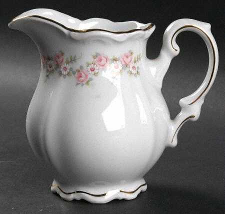 Lady Beatrice Creamer