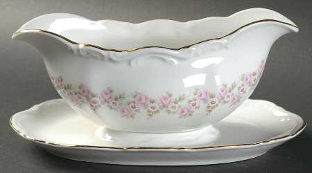 Lady Beatrice Gravy Boat with Attached Underplate