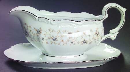 Lady Linda Gravy Boat with Attached Underplate