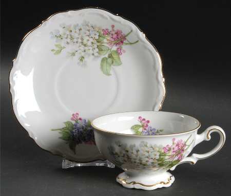 Lilac Footed Cup & Saucer Set