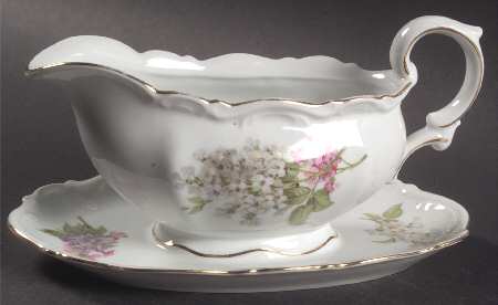 Lilac Gravy Boat with Attached Underplate