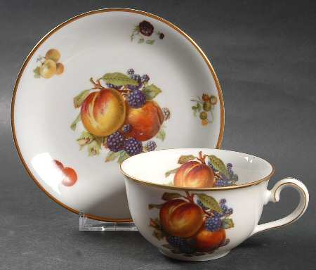 MIT25 Flat Cup & Saucer Set