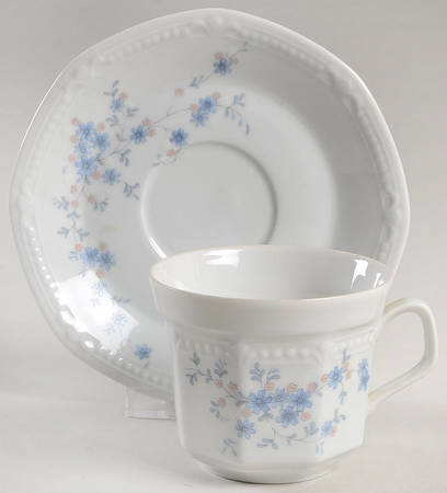 MIT7 Flat Cup & Saucer Set