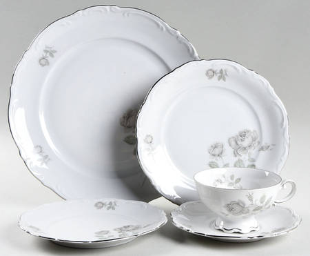 Mystic Rose (Platinum Trim) 5 Piece Place Setting