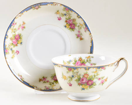 MMJ4 Footed Cup & Saucer Set