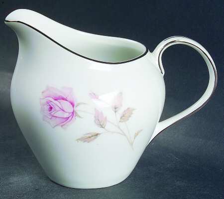 La Rose Creamer