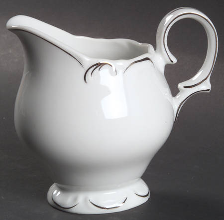 Simplicity Creamer