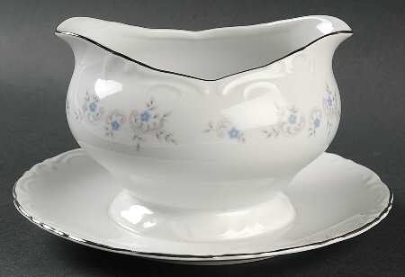 Springtime Gravy Boat with Attached Underplate