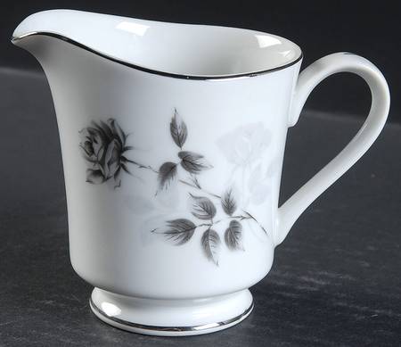 MOM5 Creamer