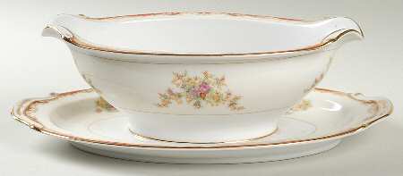 Convina Gravy Boat with Attached Underplate
