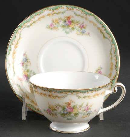 Madeline Footed Cup & Saucer Set