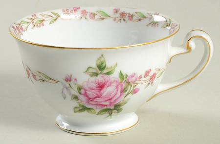 MON2 (JAPAN) Footed Cup