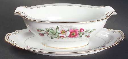 Montana Rose Gravy Boat with Attached Underplate