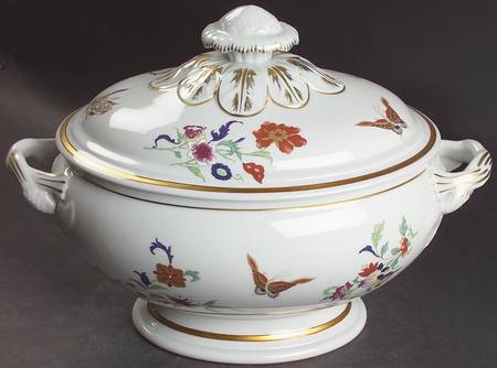 Ashley Oval Tureen & Lid
