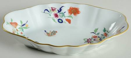Ashley Medium Oval Fluted Dish