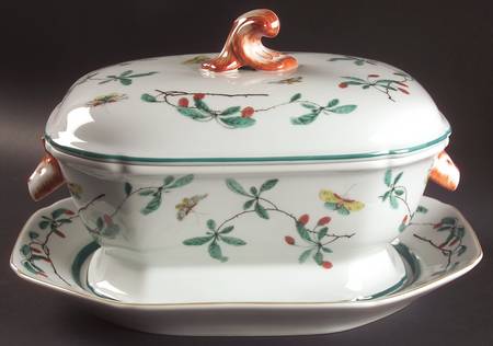 Famille Verte (Green Background) Tureen & Lid w/Underplate