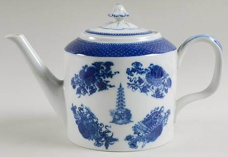 Fitzhugh Blue Teapot & Lid