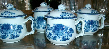 Fitzhugh Blue 2 Pc Pot de Creme w/Lid & Base