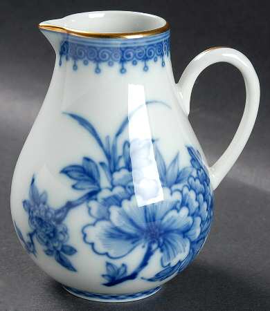 Imperial Blue Creamer
