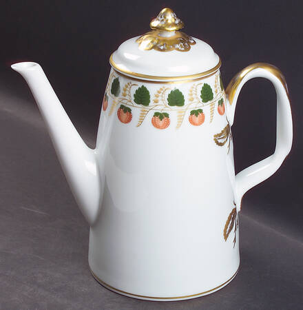 Strawberry Vine Coffee Pot & Lid