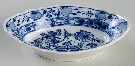 Blue Onion (Oval Backstamp) Individual Salad Bowl